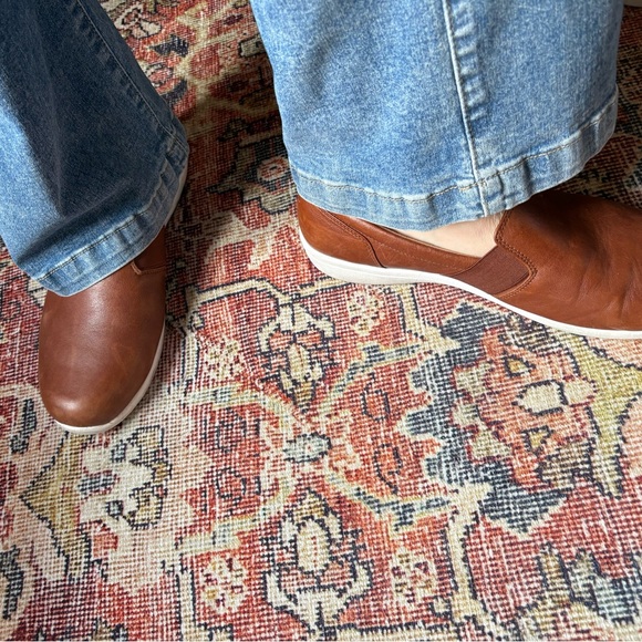 Vionic Brown Leather Slip-On Loafers - Picture 2 of 9